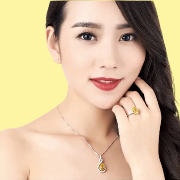 💛Elegant “Yellow Canary CZ Diamond Teardrop Halo Silver Necklace - Picture 4 of 17